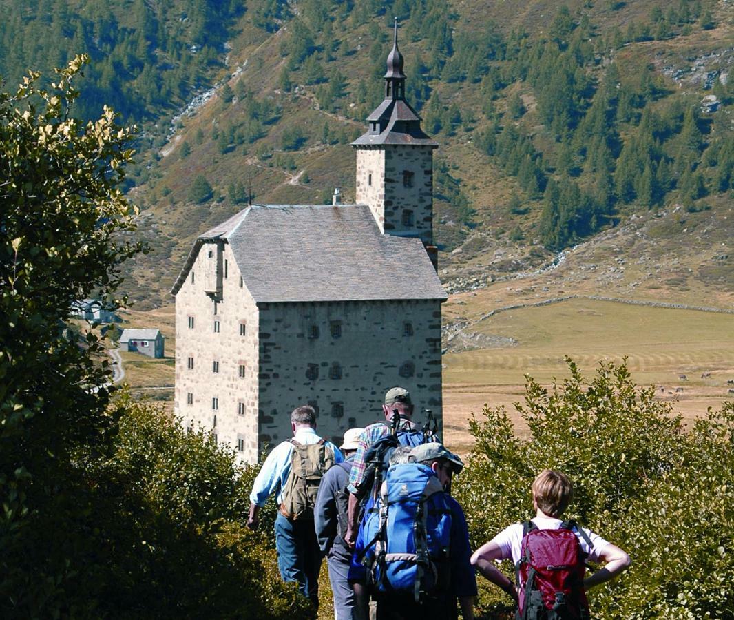 Gaestehaus St. Ursula Brig Exterior foto